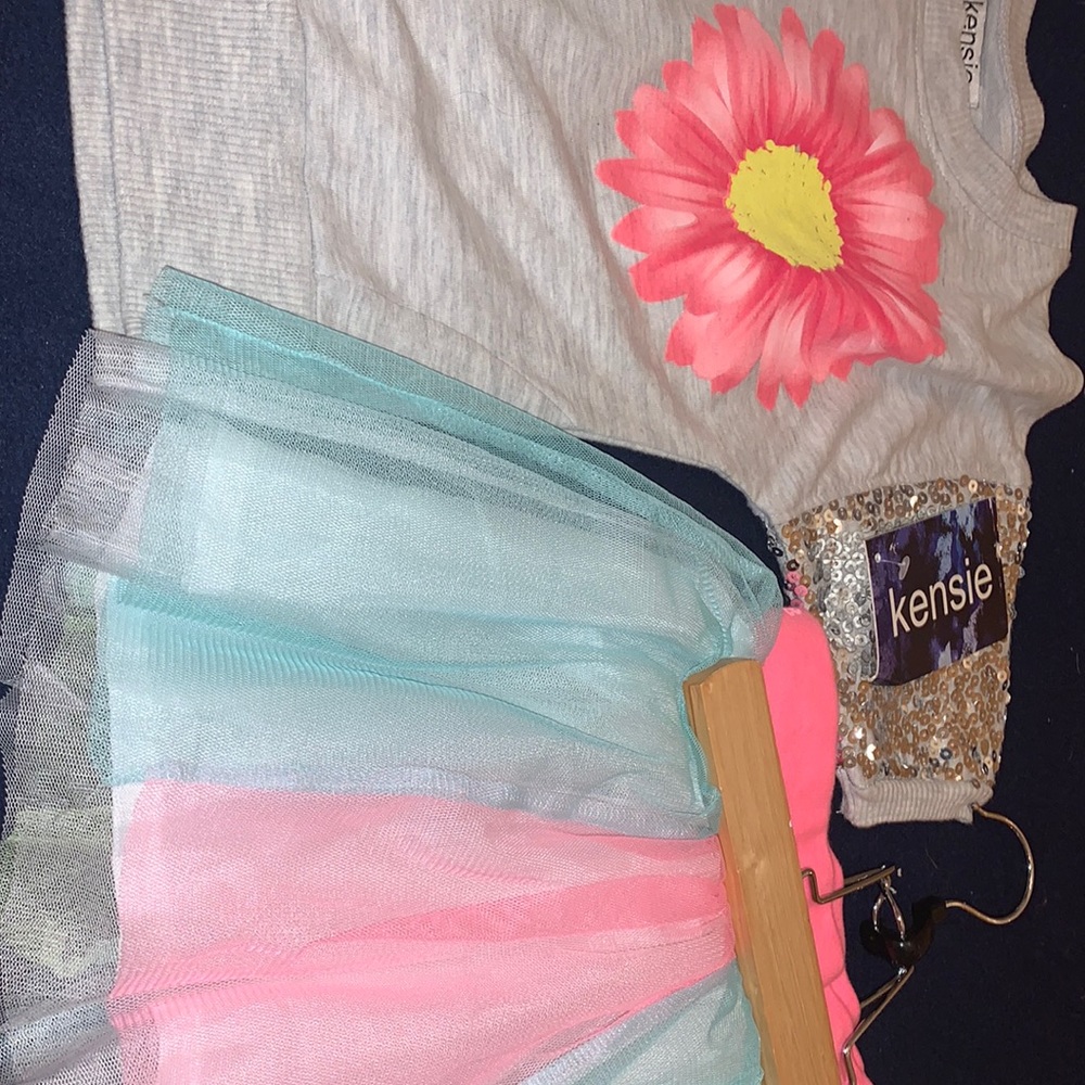 Kensie skirt set
